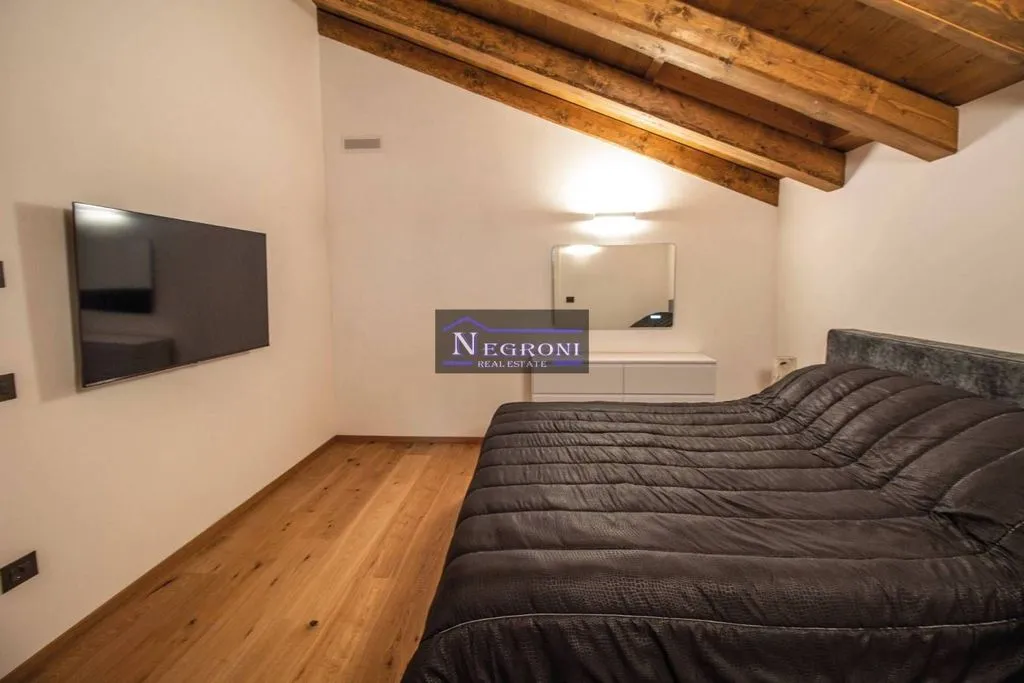 Magamistoad - Luxury Apartment with Medieval View in Gromo