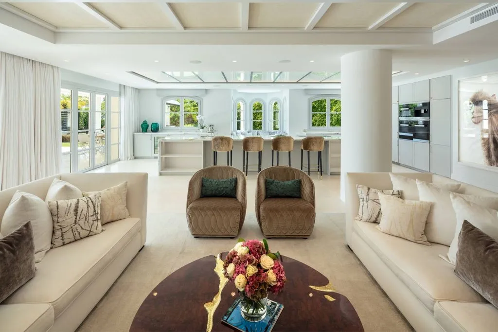 Elutuba - Luxury Villa with Golf Course View in Marbella
