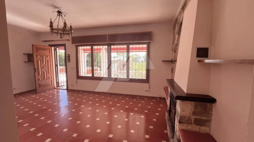 Séjour - Traditional Villa with Large Plot in Cala Advocat