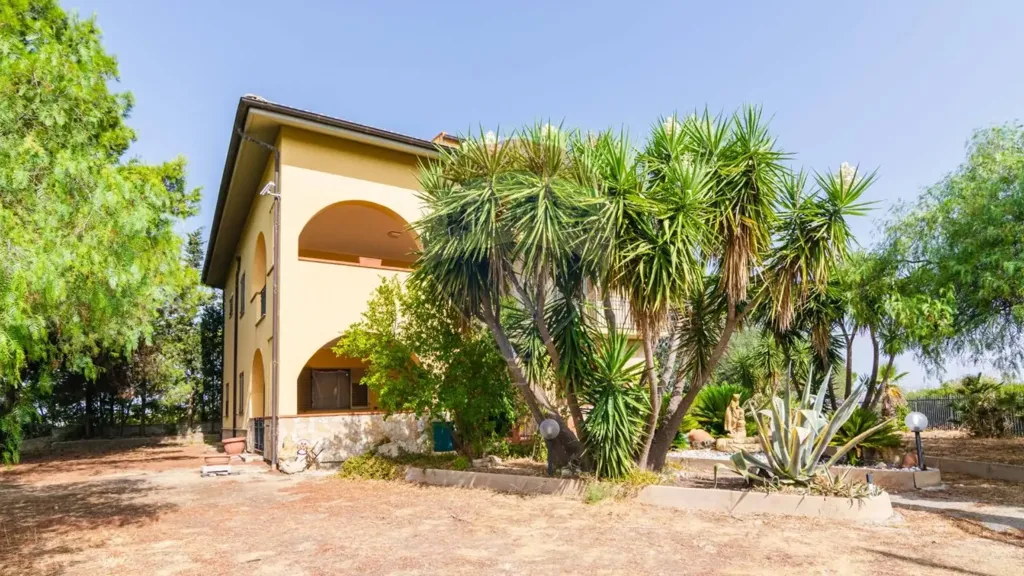 Extérieur - Bifamiliar Villa with Garden in Caltanissetta