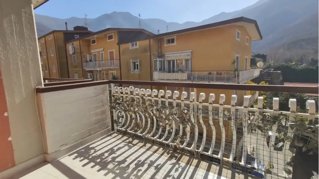 Rõdu - Central Apartment with Balconies in Solofra