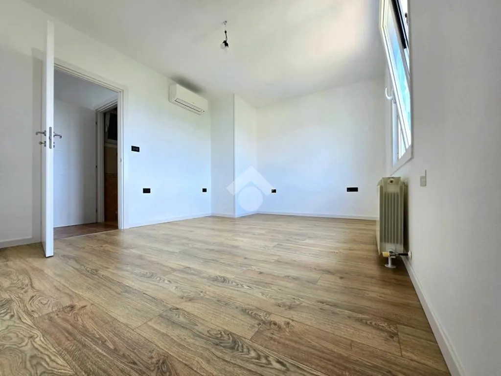 Toad - Semi-detached House with Recent Renovation in Muggia
