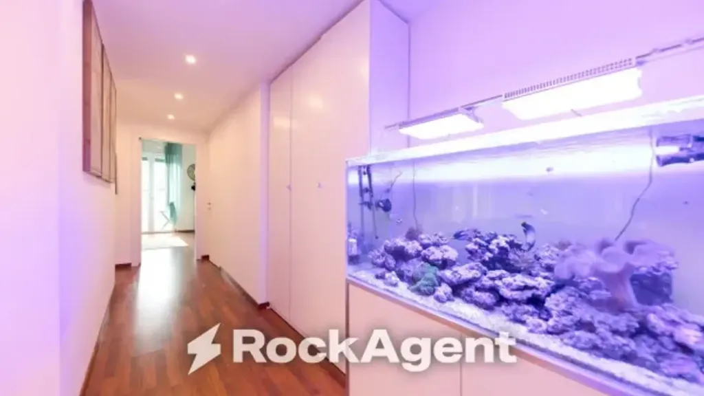 Kitchen - Penthouse Apartment with Balcony in Genoa
