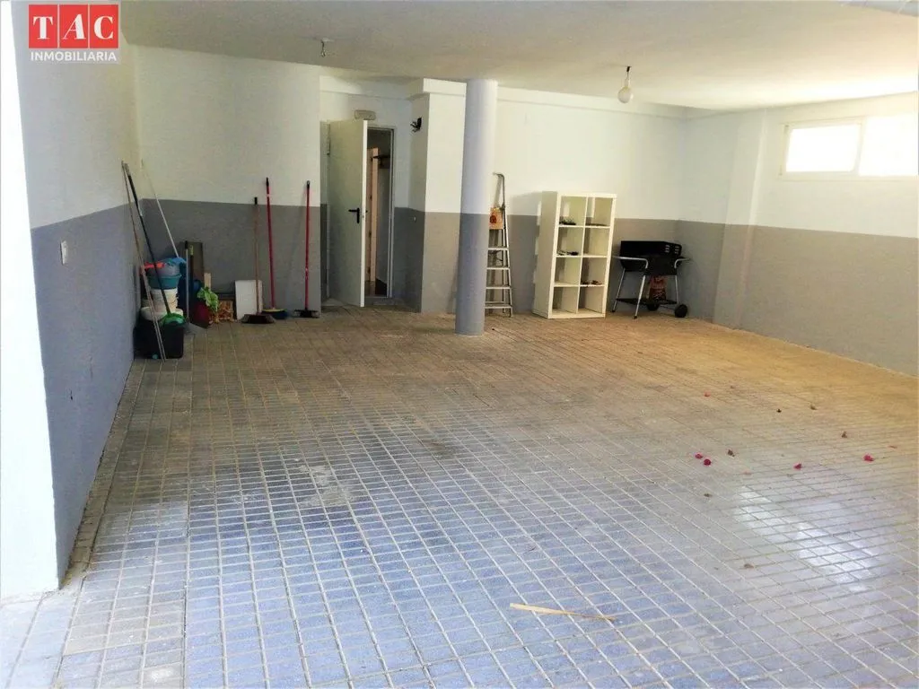 Garage - Luxury Semidetached House with Pool in Isla Cristina