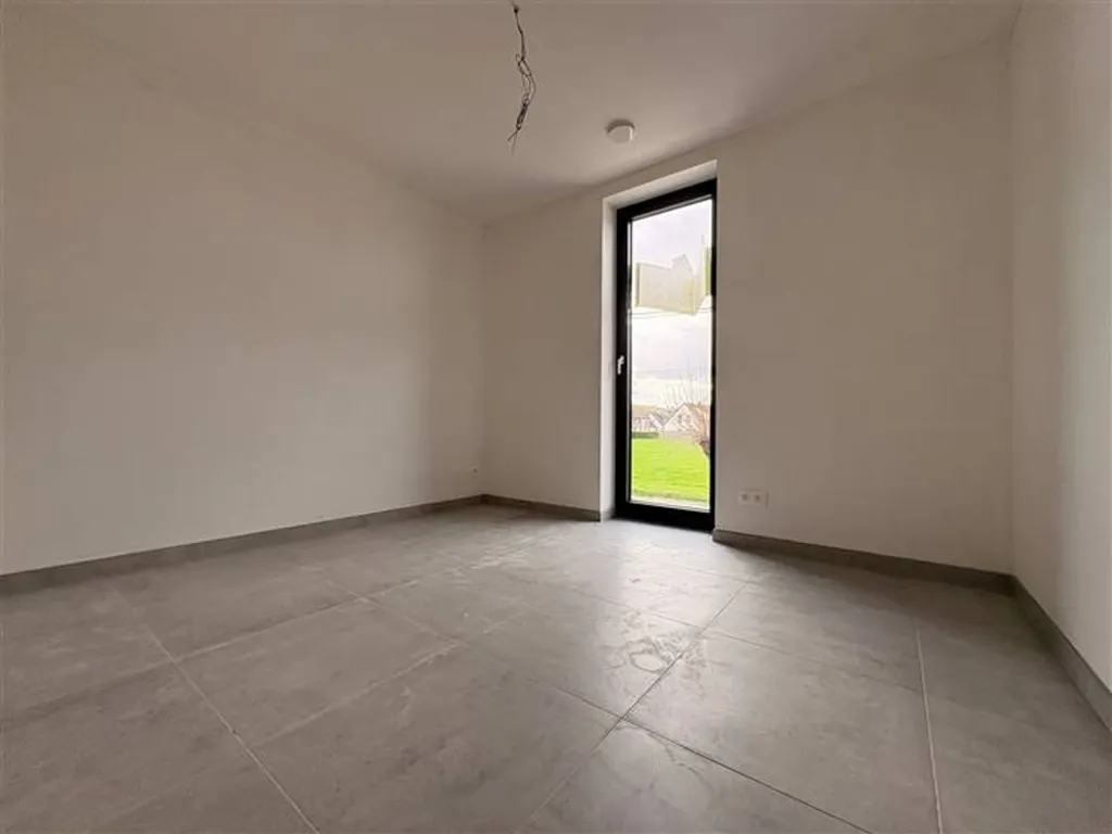 Toad - Modern New Build House with Garden in Buggenhout