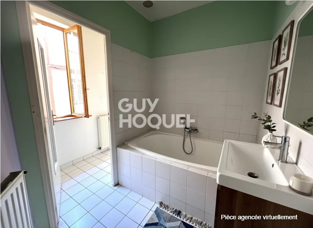 Bagni - Traversant Flat with Triple Exposure in Lyon 4