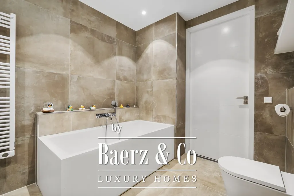 Salles de bain - Luxury Apartment with Balconies in Amstelveen