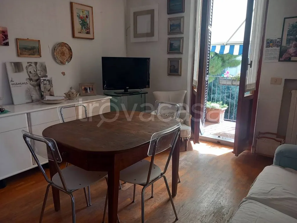 Salle à manger - Villa with Sea View in Pesaro