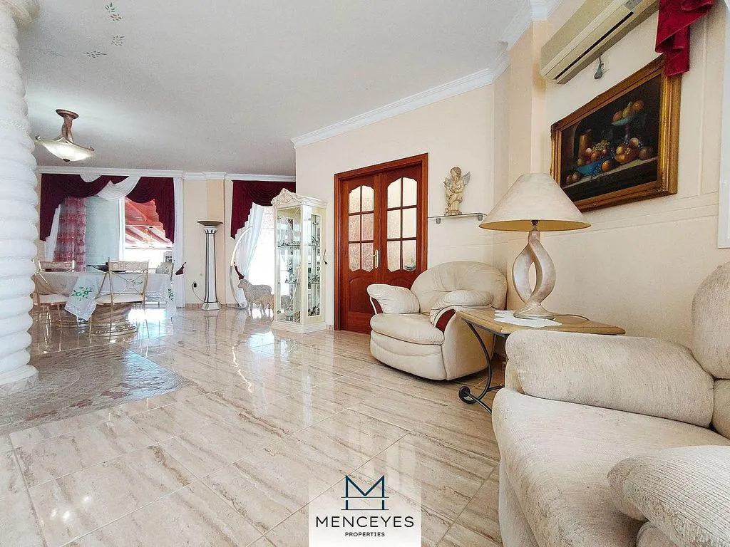 Elutuba - Villa with Pool and Terrace in Callao Salvaje