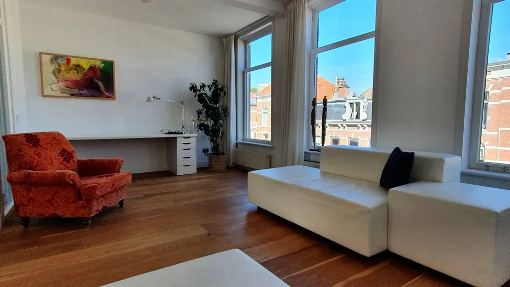 Soggiorno - Furnished Apartment with Terrace in Weimarstraat