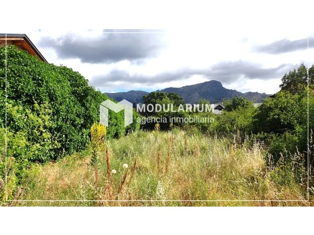 Aed - Building Land with Reservoir View in Navacerrada