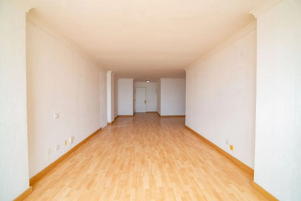 Toad - Apartment with Pool and Garage in La Minilla