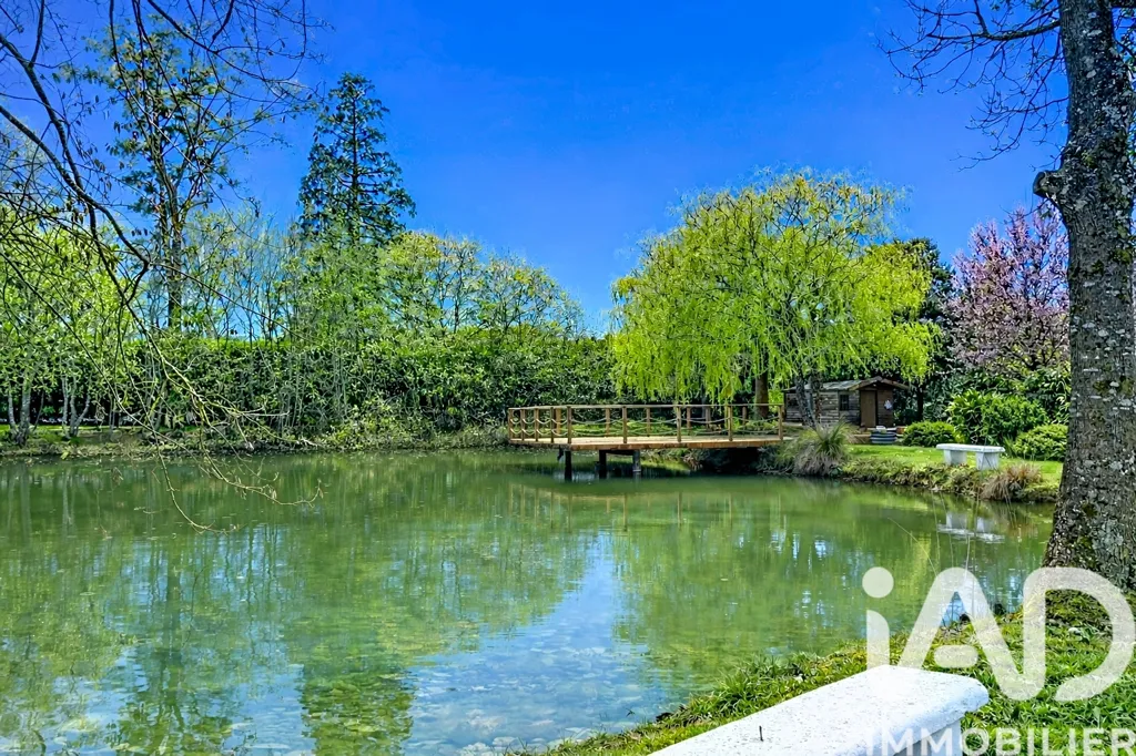 Jardin - Villa de Prestige avec Piscine à Neuvicq