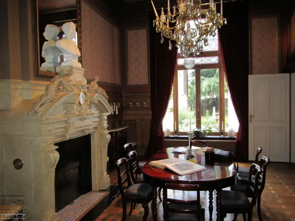 Salle à manger - Hôtel Particulier Historique à Bruxelles