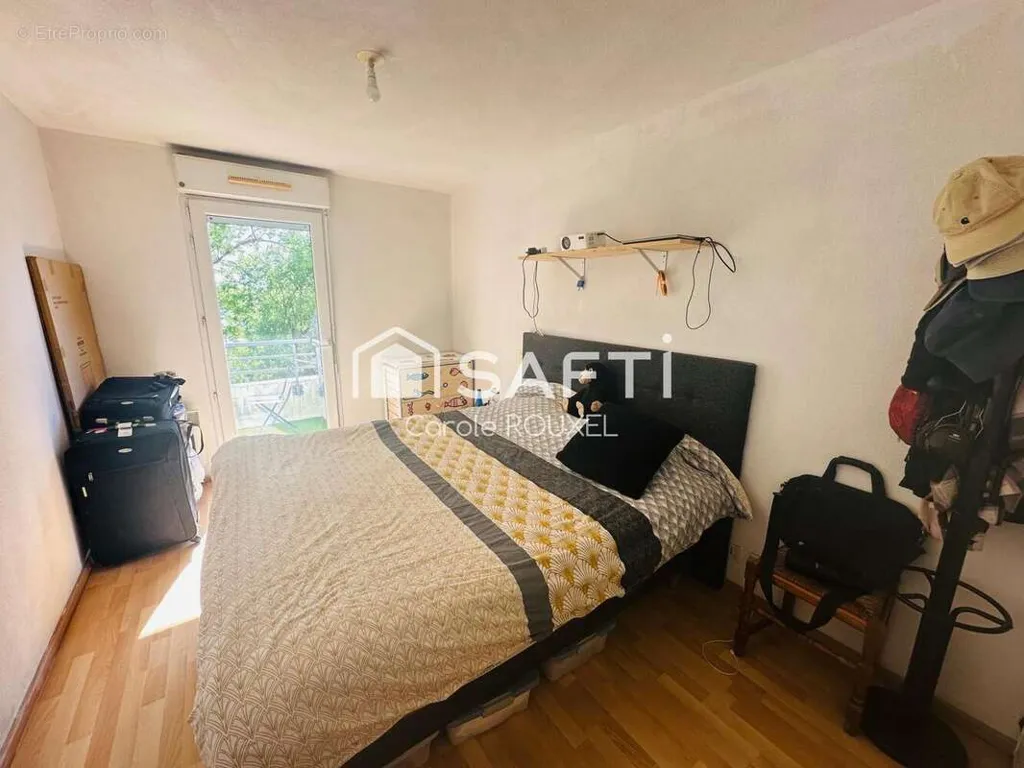 Chambres - Appartement avec Balcon et Parking à Vannes