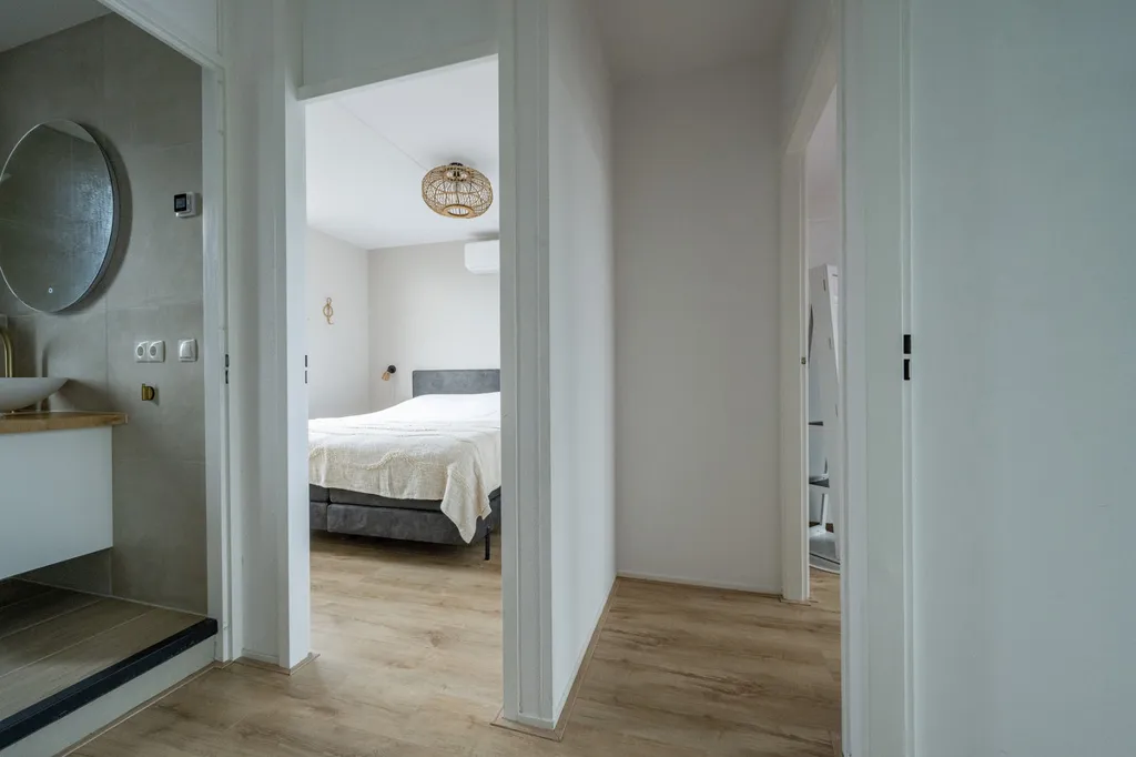 Magamistoad - Modernised Corner House with Garden in Leerdam