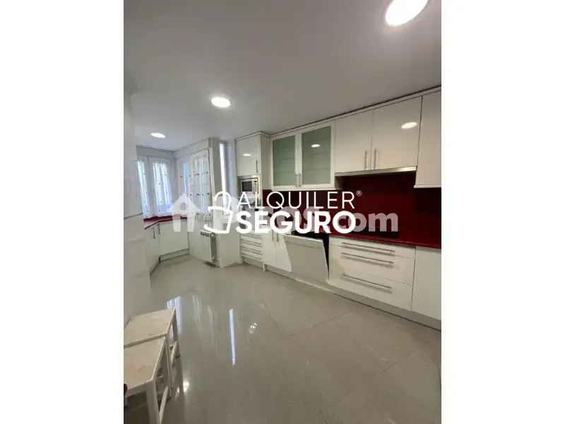 Köök - Fully Renovated Flat with Balcony in Moratalaz