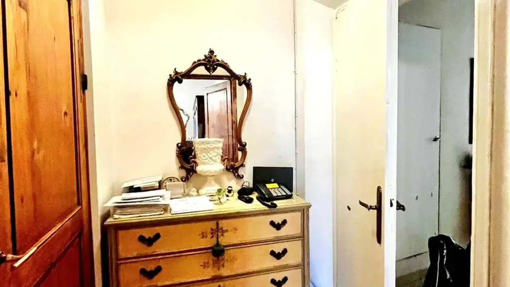 Entrée - Five-Bedroom Apartment with Terrace in Lastra a Signa