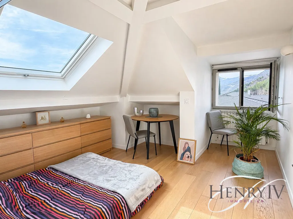 Chambres - Appartement avec Vue sur Belledonne à Corenc