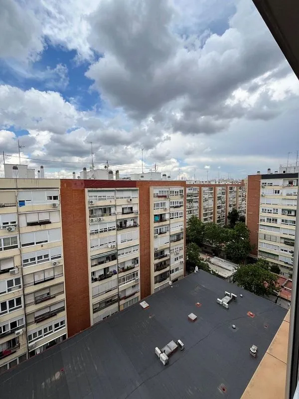 Balcon - 2-Bedroom Flat with Lift in Peñagrande