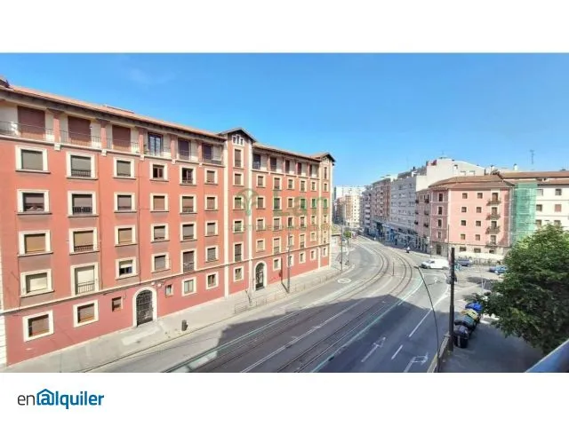Välivaade - Student Flat with Balcony in Basurto