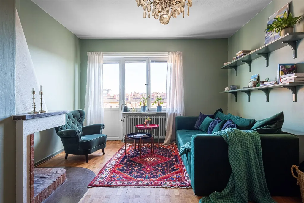 Elutuba - Charming 2nd Floor Flat with South-Facing Balcony in Uppsala