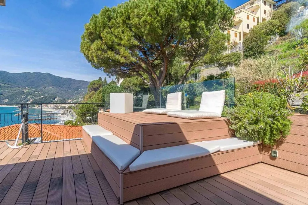 Terrass - Luxury Flat with Seafront Terrace in Moneglia