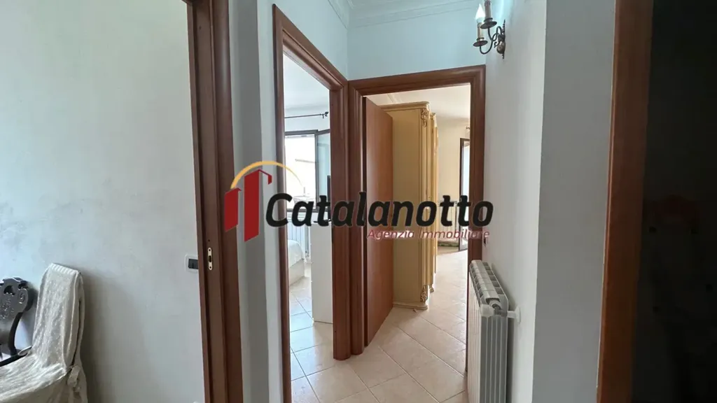 Esik - Villa with Solar Panels in Castelvetrano