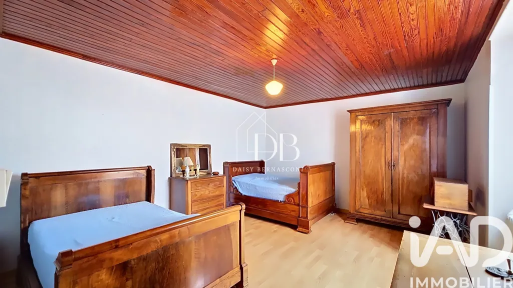 Chambres - Maison de Campagne à Rénover avec Terrain à Bazas