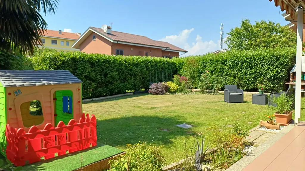 Jardin - Ground Floor Apartment with Private Garden in Cirie'
