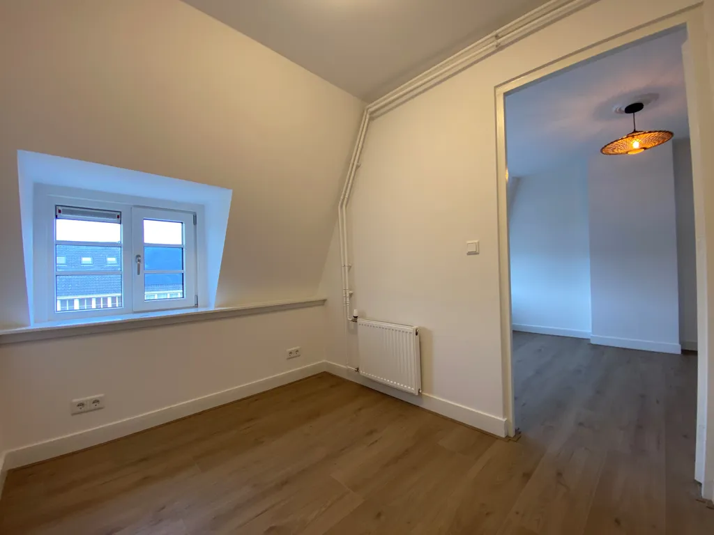 Pièces - Apartment with Balcony in Zeeheldenbuurt, Groningen