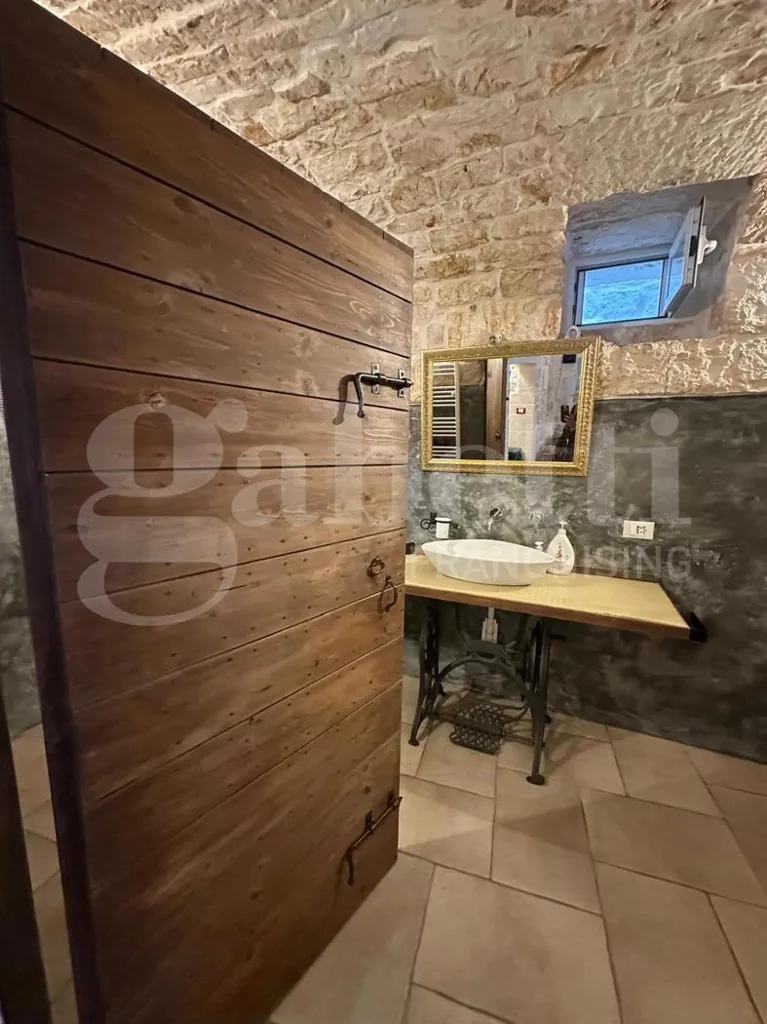 Vannitoad - Independent House with Stone Vaults in Ostuni