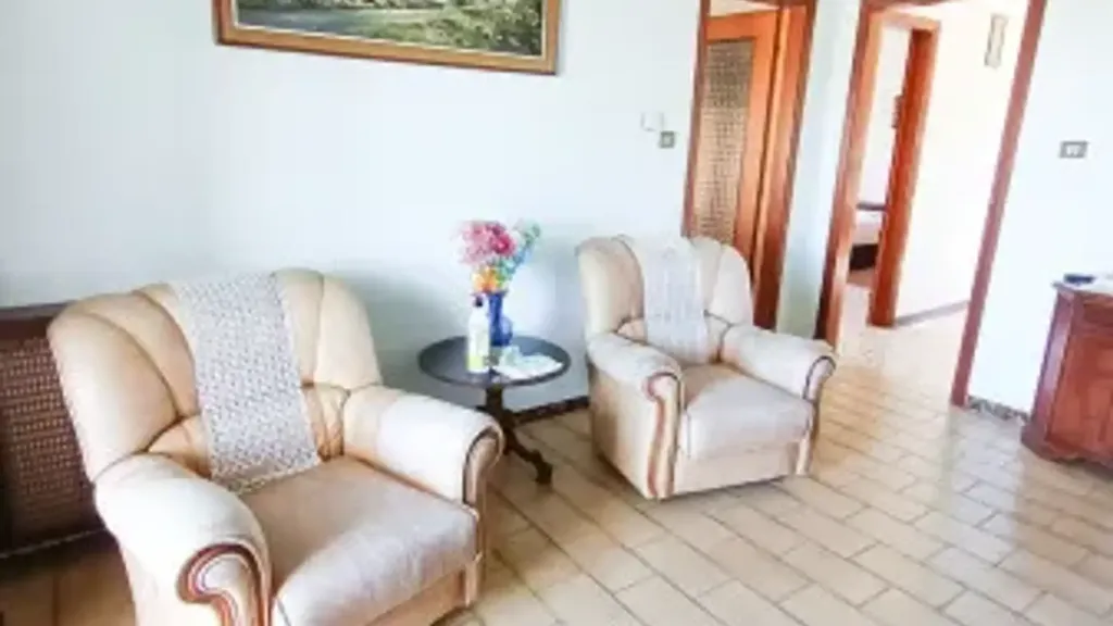 Séjour - Villa with Private Garden in Cicese, Adria
