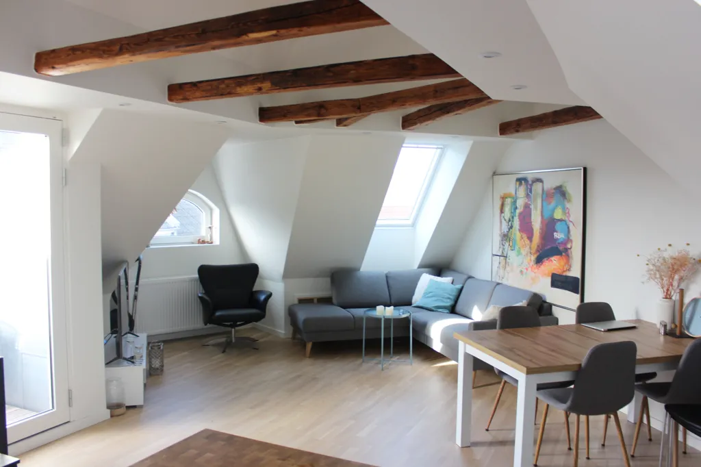 Elutuba - Penthouse with Balcony near Vejle Centre