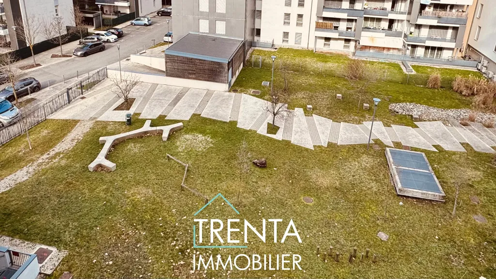 Õhuvaade - 4-Bed Flat with South Terrace in Échirolles