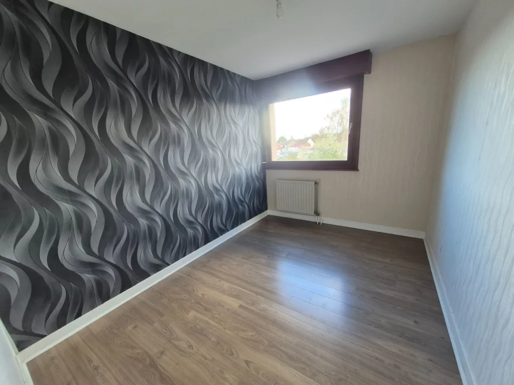 Chambres - Appartement 3 Pièces avec Balcon à Arques
