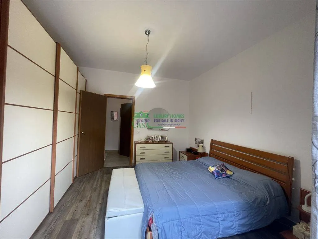 Magamistoad - Fully Renovated House with Balcony in Ragusa