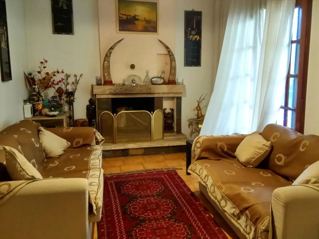 Séjour - Detached House with Solar Panels in Melissia