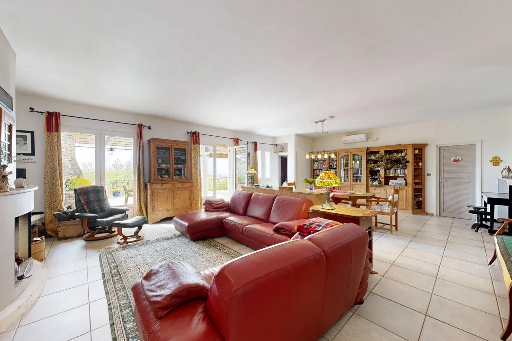 Séjour - Maison de Caractère avec Vue Panoramique à Venasque