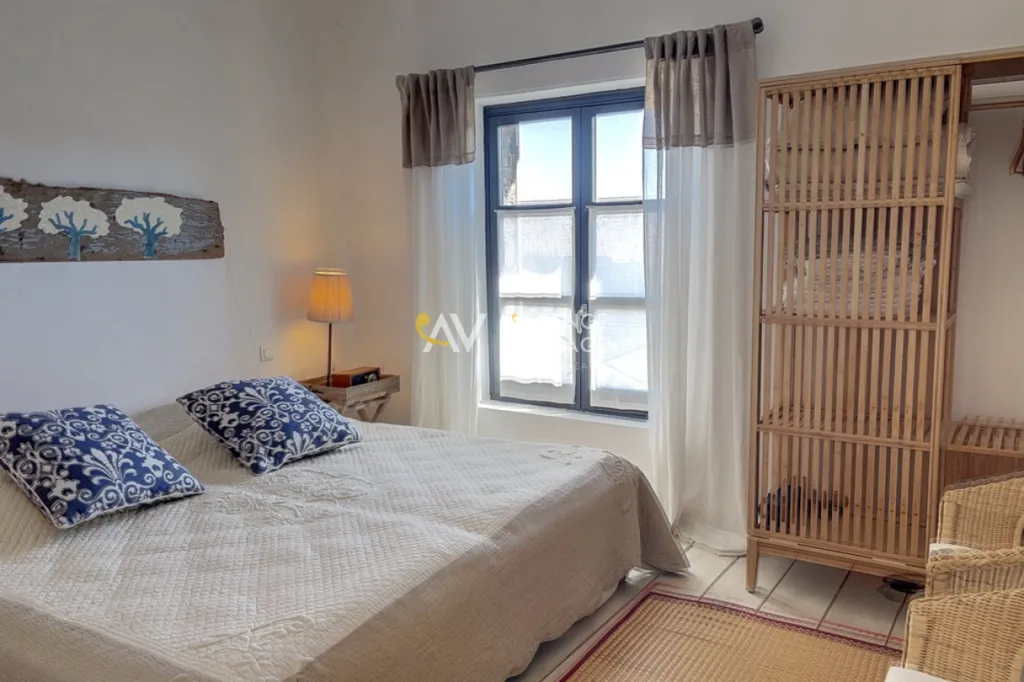 Chambres - Charming Village House with Pool in La Garde-Freinet