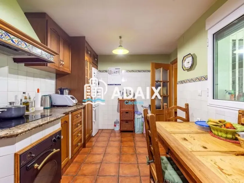 Cucina - Chalet with Garden in Cáceres