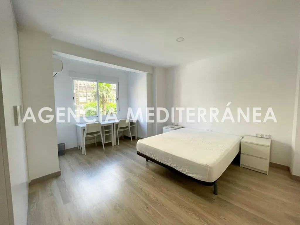 Magamistoad - Luxury Apartment with Balcony in Valencia