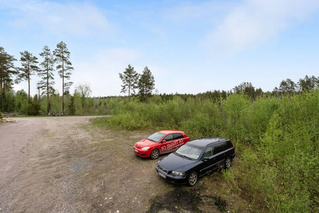 Jardin - Plot for New Build with Countryside Charm in Utnoravägen