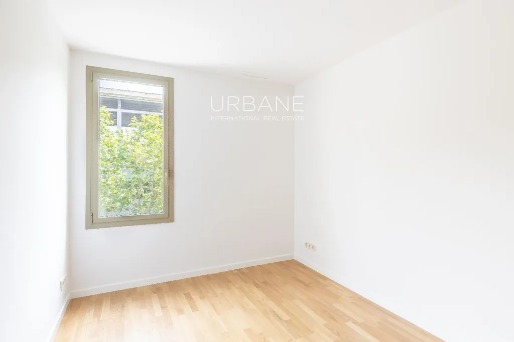 Toad - Designer Flat with Terrace in Sant Antoni, Barcelona