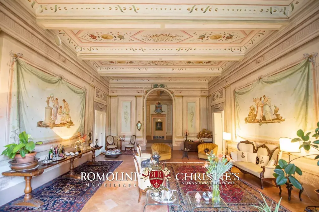 Elutuba - 18th-Century Villa with Panoramic Views near Pisa
