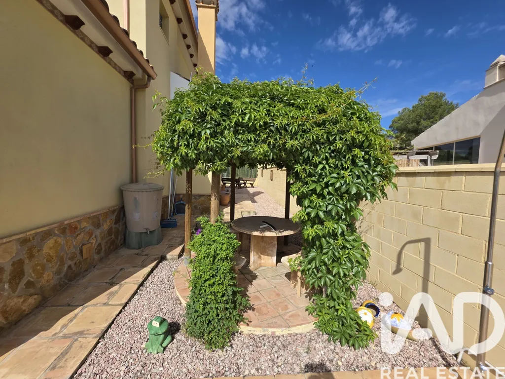Aed - Renovated House with Pool in Calasparra