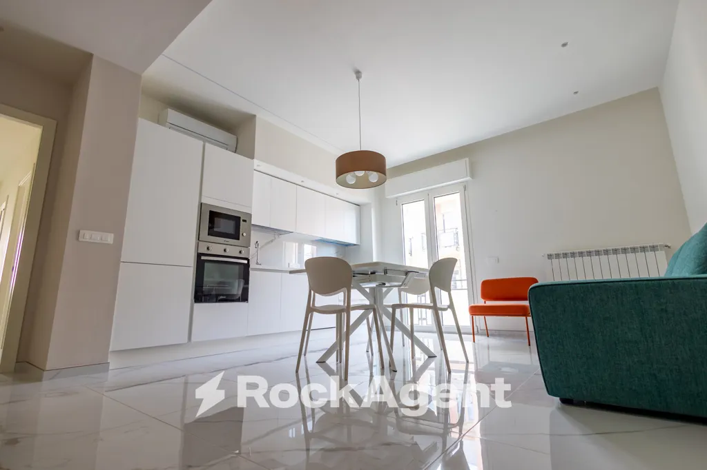 Séjour - Modernised Apartment with Balcony in Catanzaro
