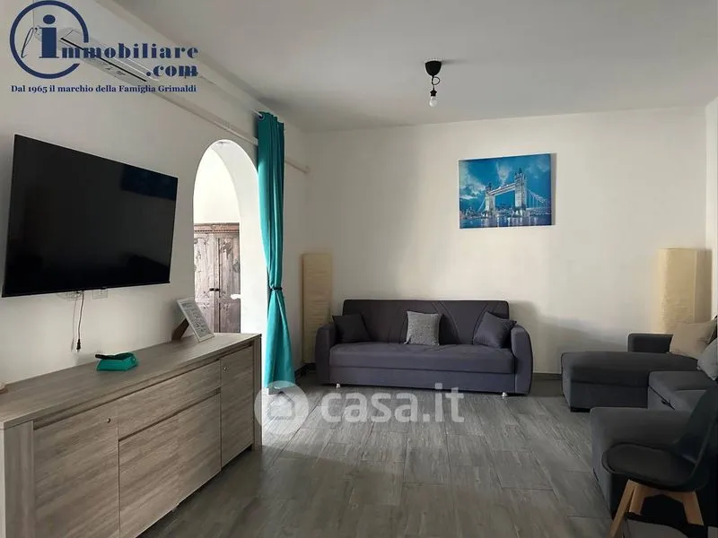 Séjour - Quadrilocale with Private Bathrooms in Tortolì Centre
