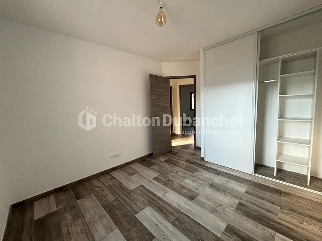 Camere da letto - 4-Piece House with Terrace in Maison