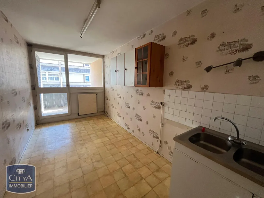 Köök - Renovated Apartment with Balcony in Le Mans